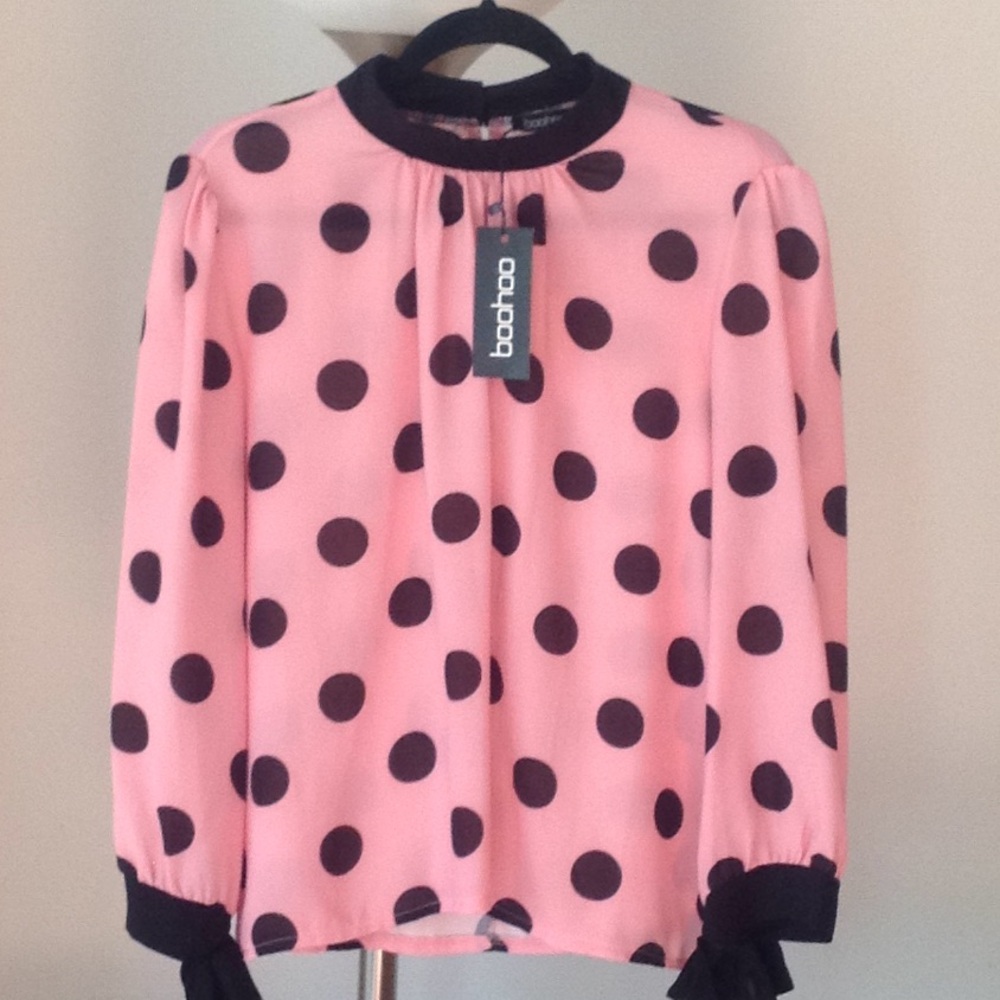 💕♠️💕 BooHoo - 'Layla Contrast' Polka Dot Blouse
